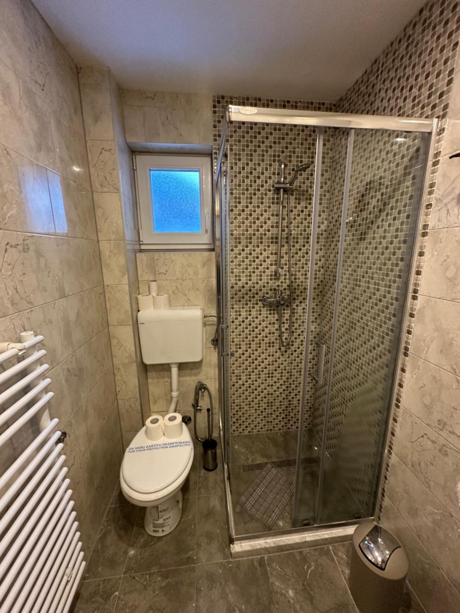 Apartman - Sobe Tiha Luka, Белашница Экстерьер фото